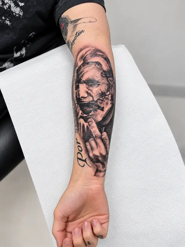 Portrait-Sleeve, Unterarm. Tätowiert bei Tattoo Overkill in Gifhorn